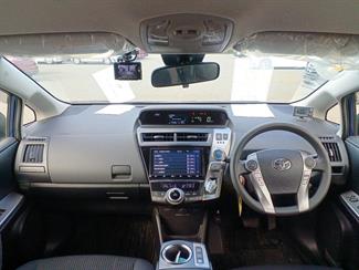 2019 Toyota Prius - Thumbnail