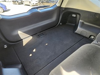 2019 Toyota Prius - Thumbnail