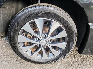 2019 Nissan Serena - Thumbnail