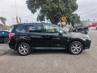 2014 Subaru Forester - Thumbnail