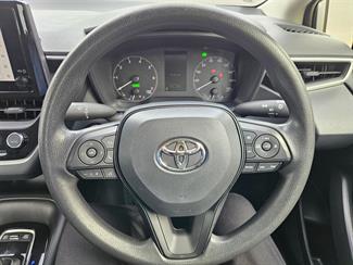 2023 Toyota Corolla - Thumbnail
