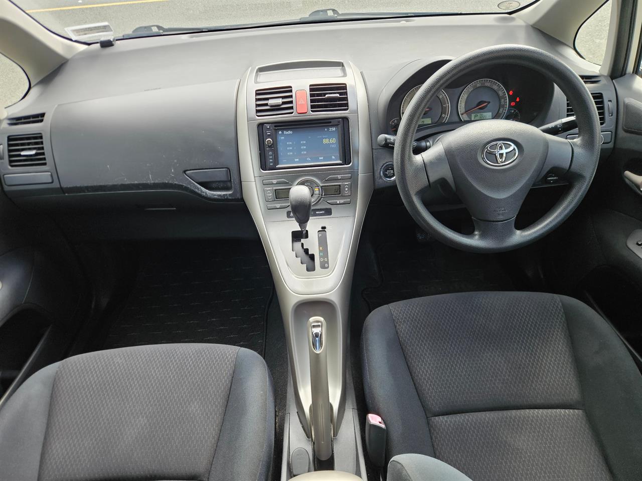 2007 Toyota Auris
