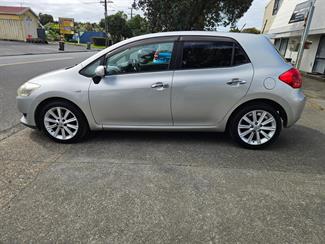 2007 Toyota Auris - Thumbnail