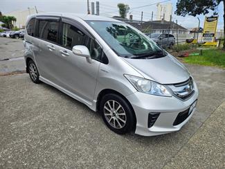 2013 Honda FREED - Thumbnail