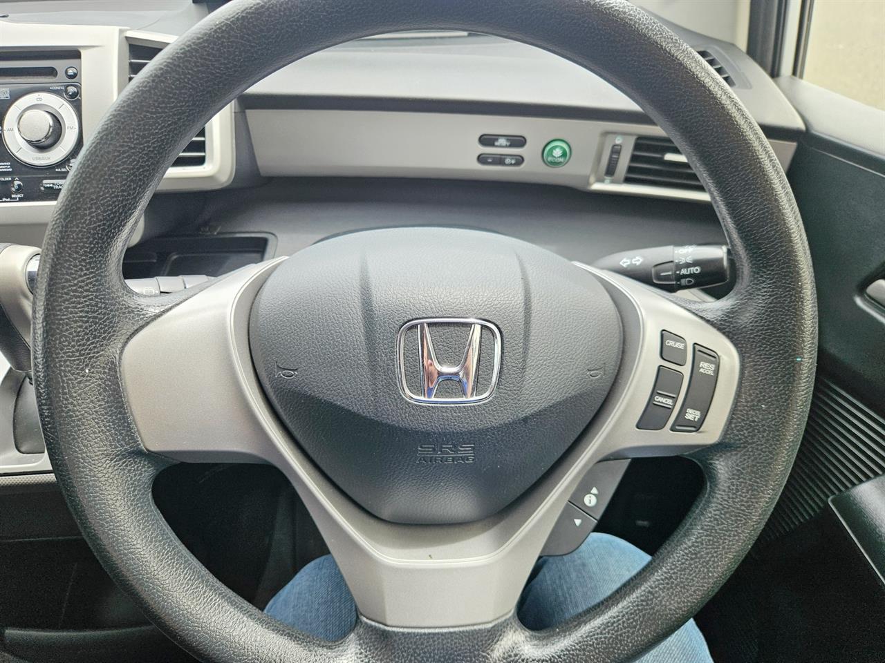 2013 Honda FREED