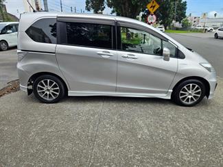 2013 Honda FREED - Thumbnail