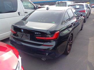 2019 BMW 320i - Thumbnail