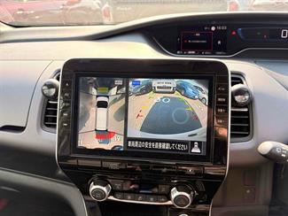 2021 Nissan Serena - Thumbnail