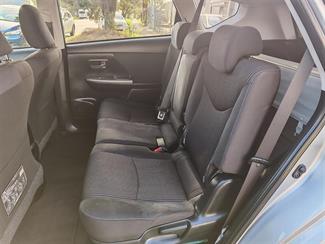 2019 Toyota Prius - Thumbnail