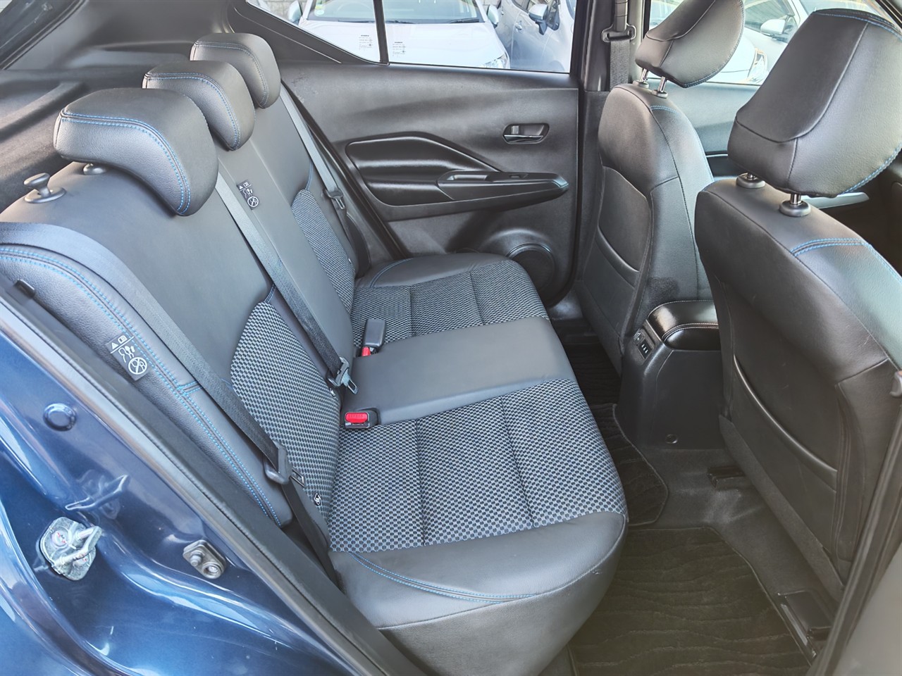 2020 Nissan KICKS