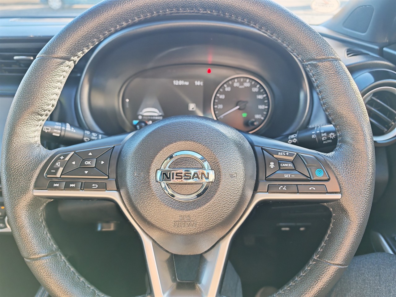 2020 Nissan KICKS