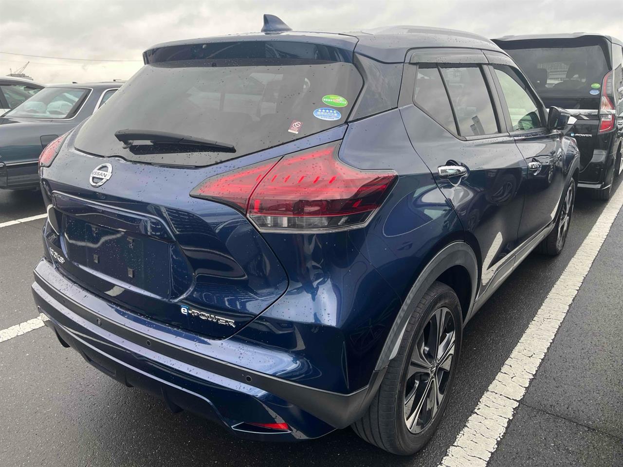 2020 Nissan KICKS
