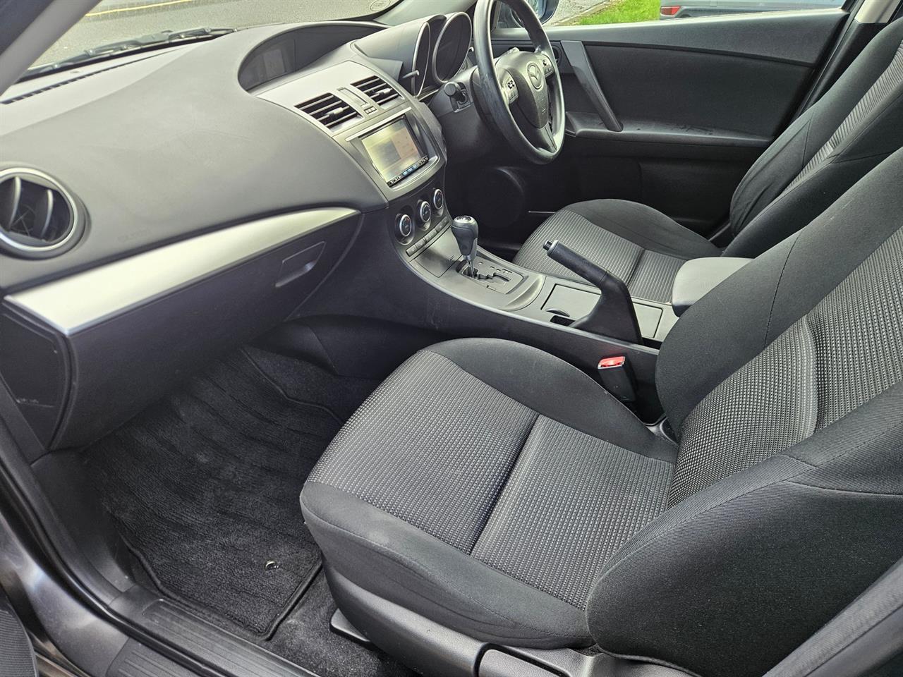 2012 Mazda Axela