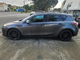 2012 Mazda Axela - Thumbnail