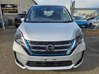 2021 Nissan Serena - Thumbnail