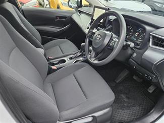 2023 Toyota Corolla - Thumbnail