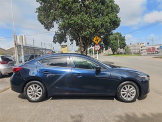 2016 Mazda Axela - Thumbnail