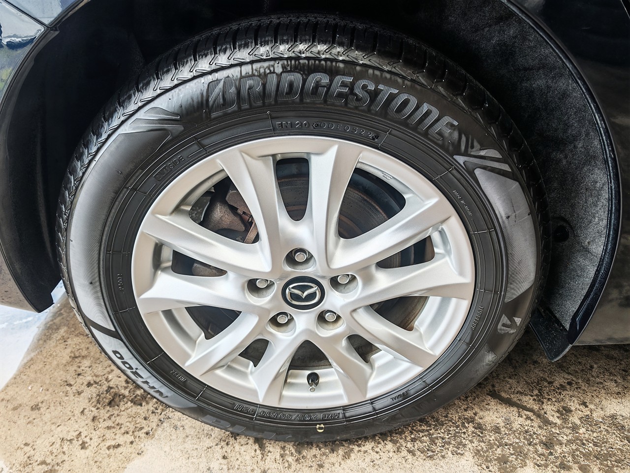 2016 Mazda Axela