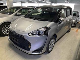 2020 Toyota Sienta - Thumbnail