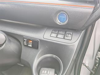 2020 Toyota Sienta - Thumbnail