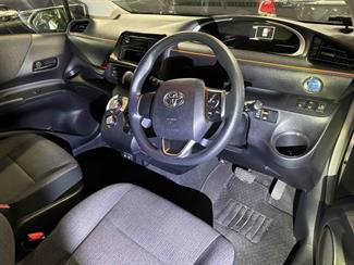2020 Toyota Sienta - Thumbnail