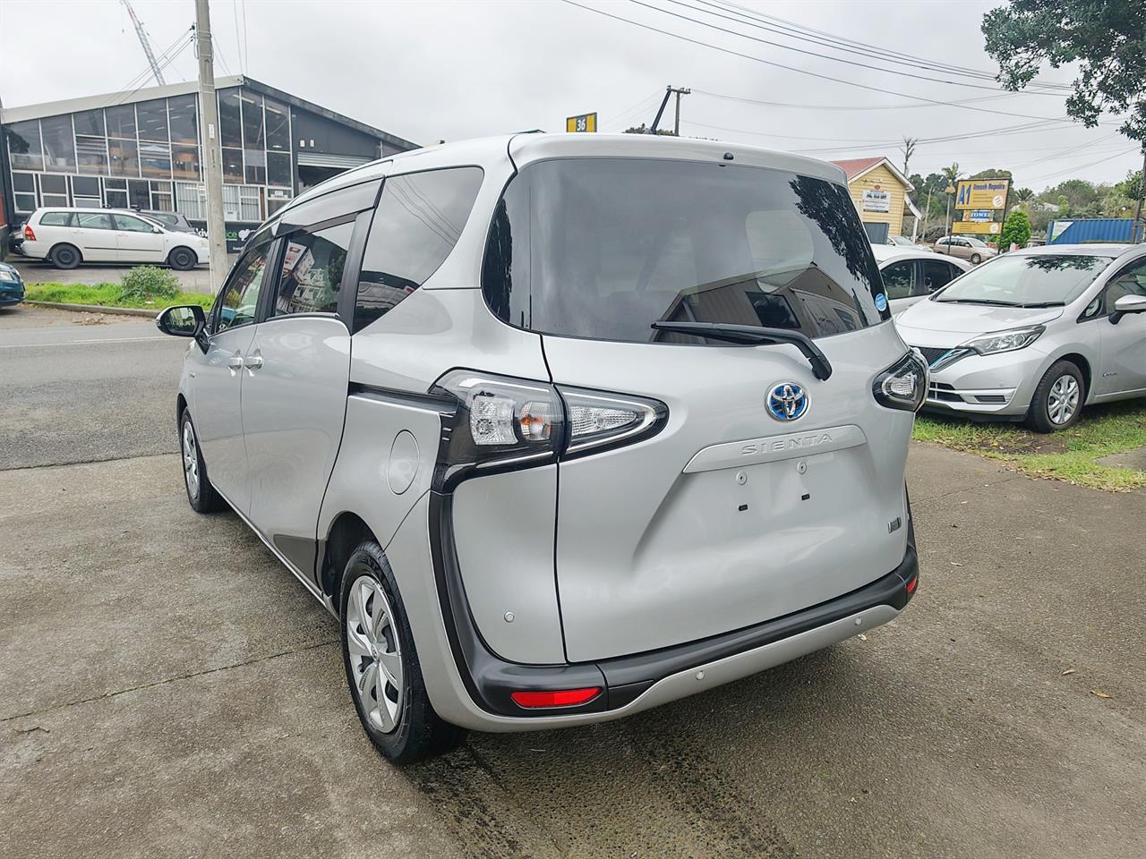 2020 Toyota Sienta