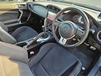 2015 Toyota 86 - Thumbnail