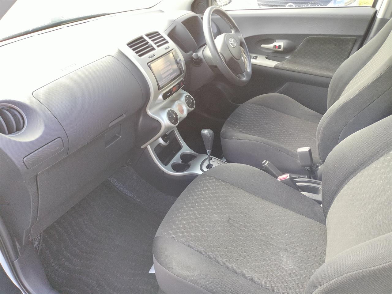 2009 Toyota IST
