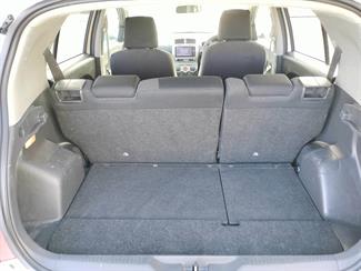 2009 Toyota IST - Thumbnail