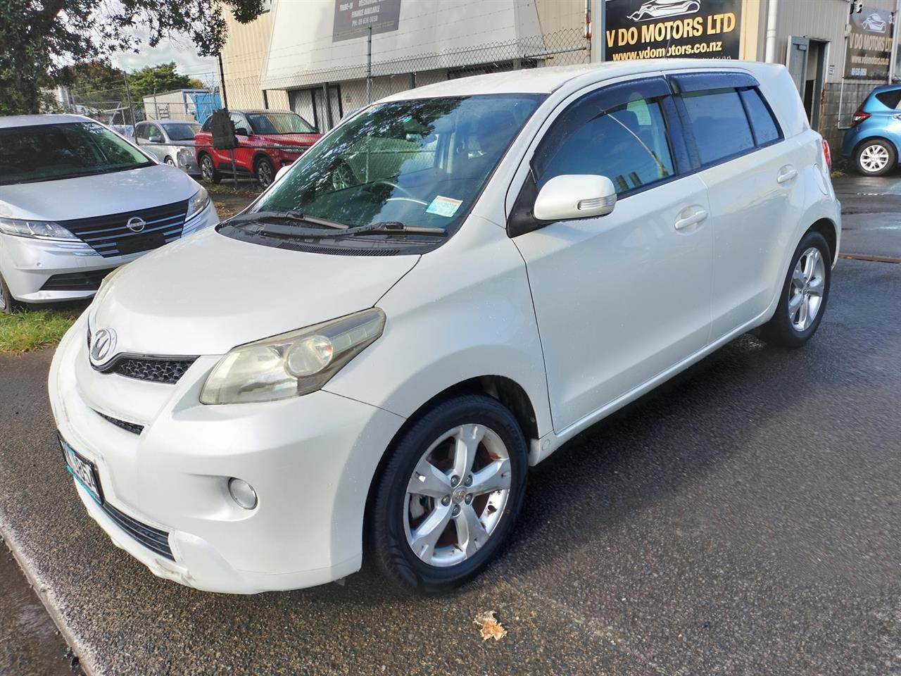 2009 Toyota IST