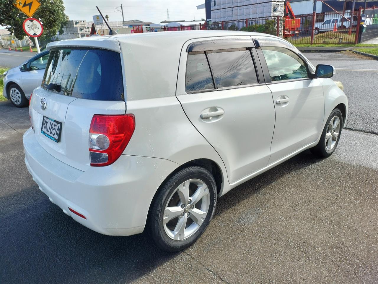 2009 Toyota IST