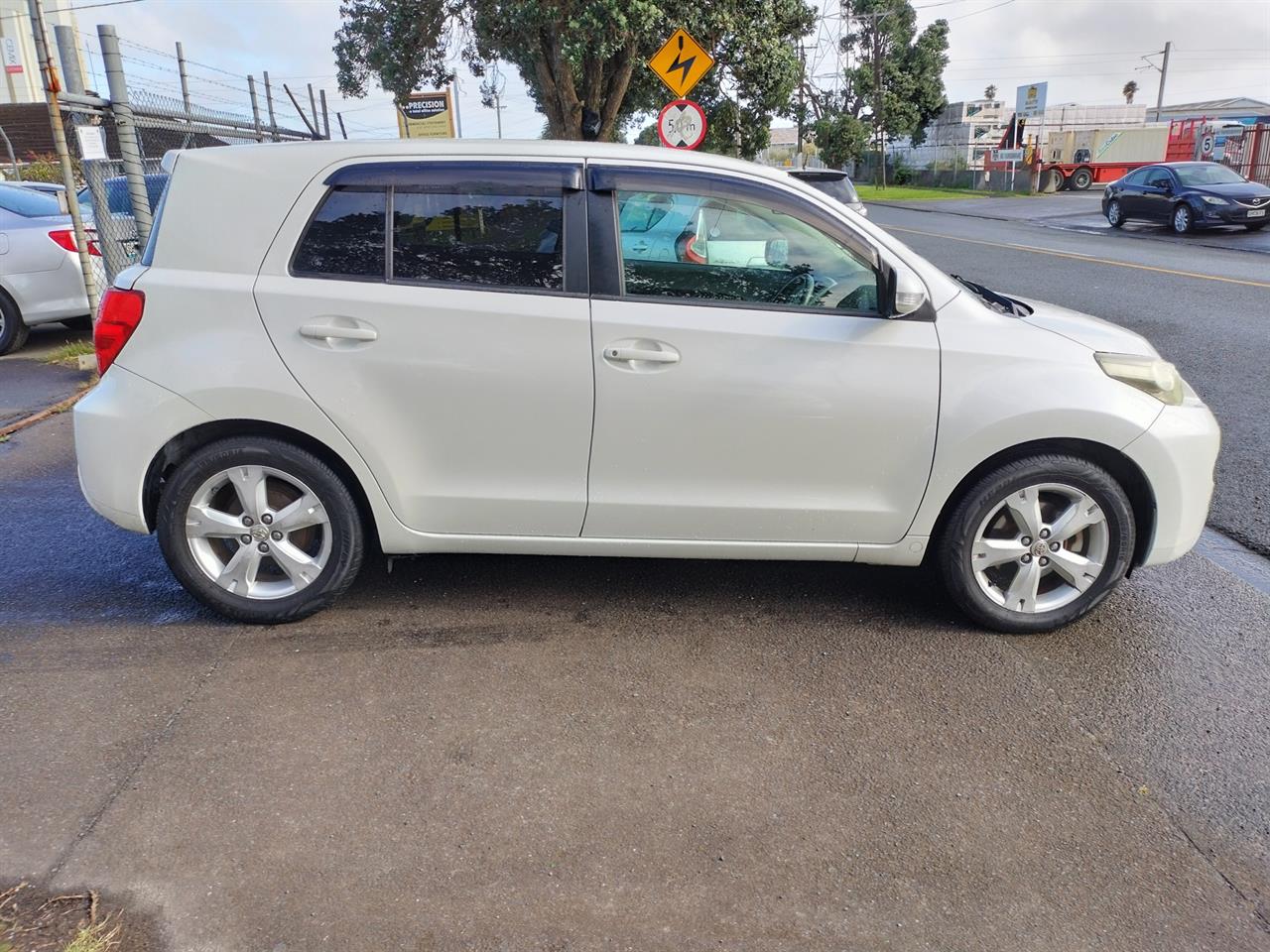 2009 Toyota IST