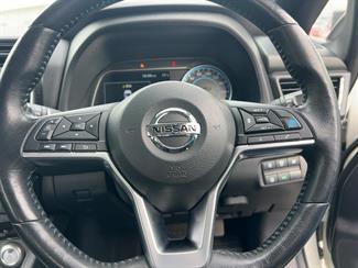 2021 Nissan Leaf - Thumbnail