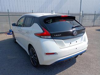 2021 Nissan Leaf - Thumbnail