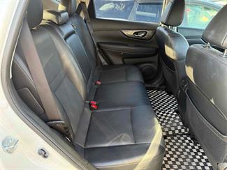 2016 Nissan X-Trail - Thumbnail