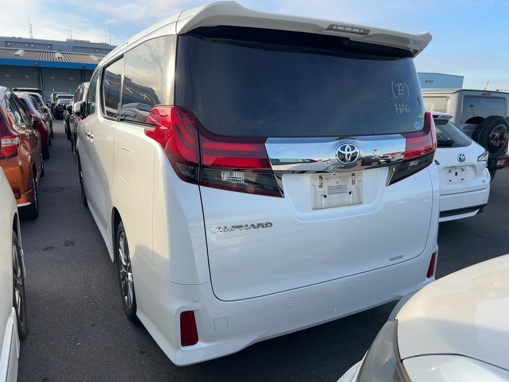 2018 Toyota Alphard