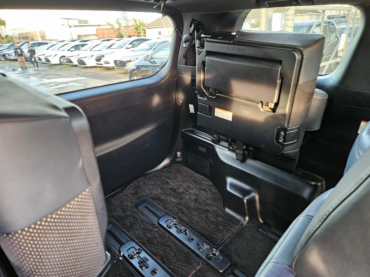 2017 Toyota Vellfire
