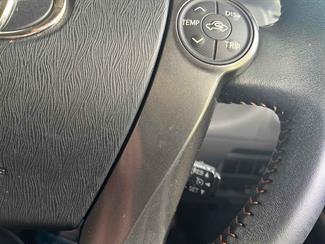 2014 Toyota Prius - Thumbnail