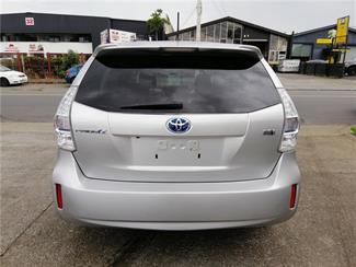 2014 Toyota Prius - Thumbnail