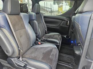 2017 Toyota Vellfire - Thumbnail