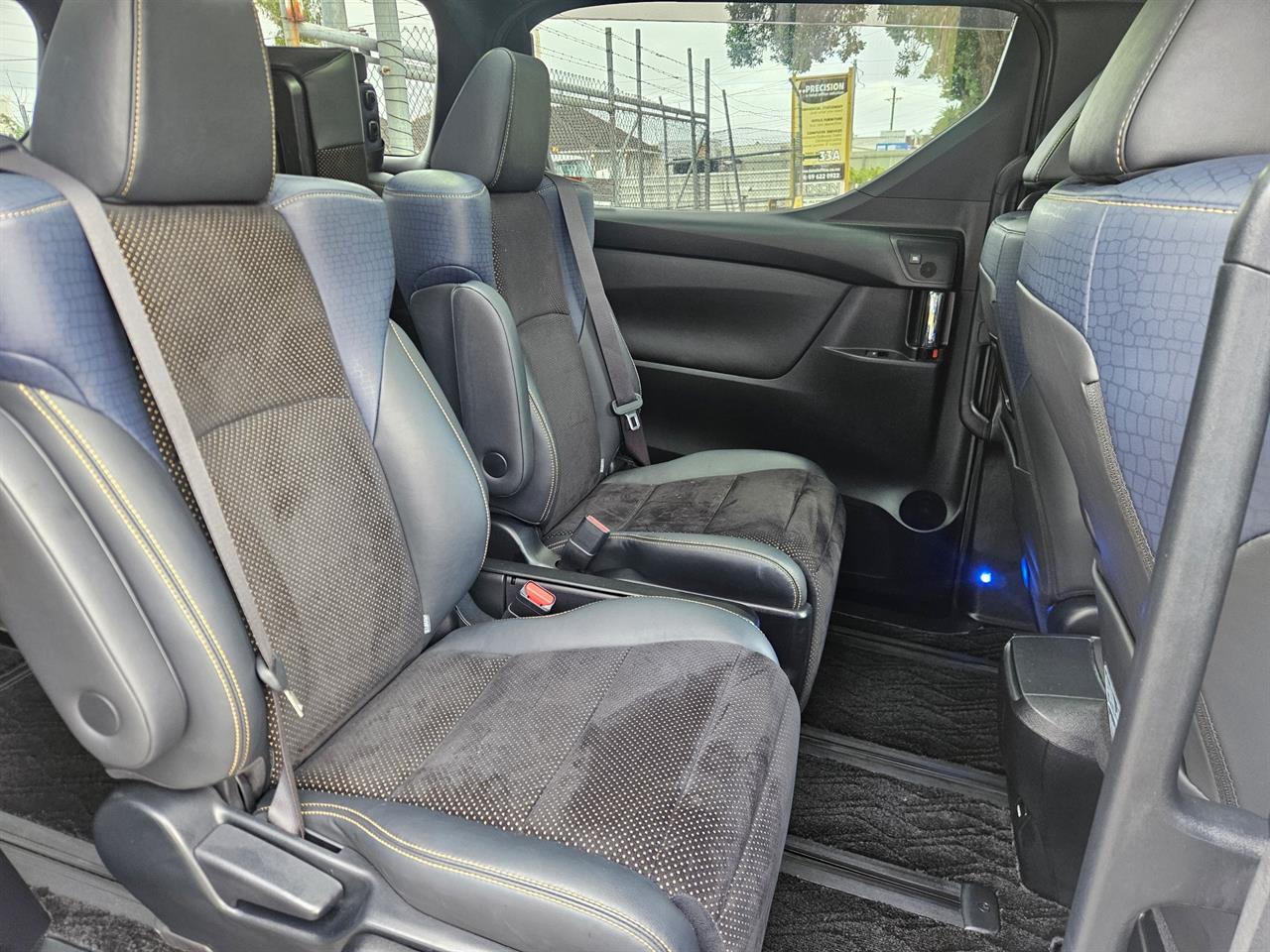 2017 Toyota Vellfire