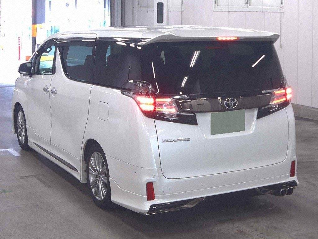 2017 Toyota Vellfire