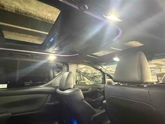 2017 Toyota Vellfire - Thumbnail