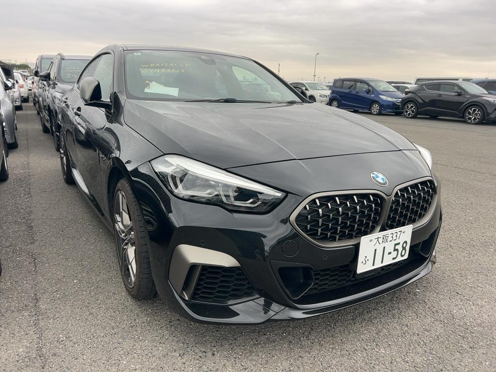 2021 BMW M235i