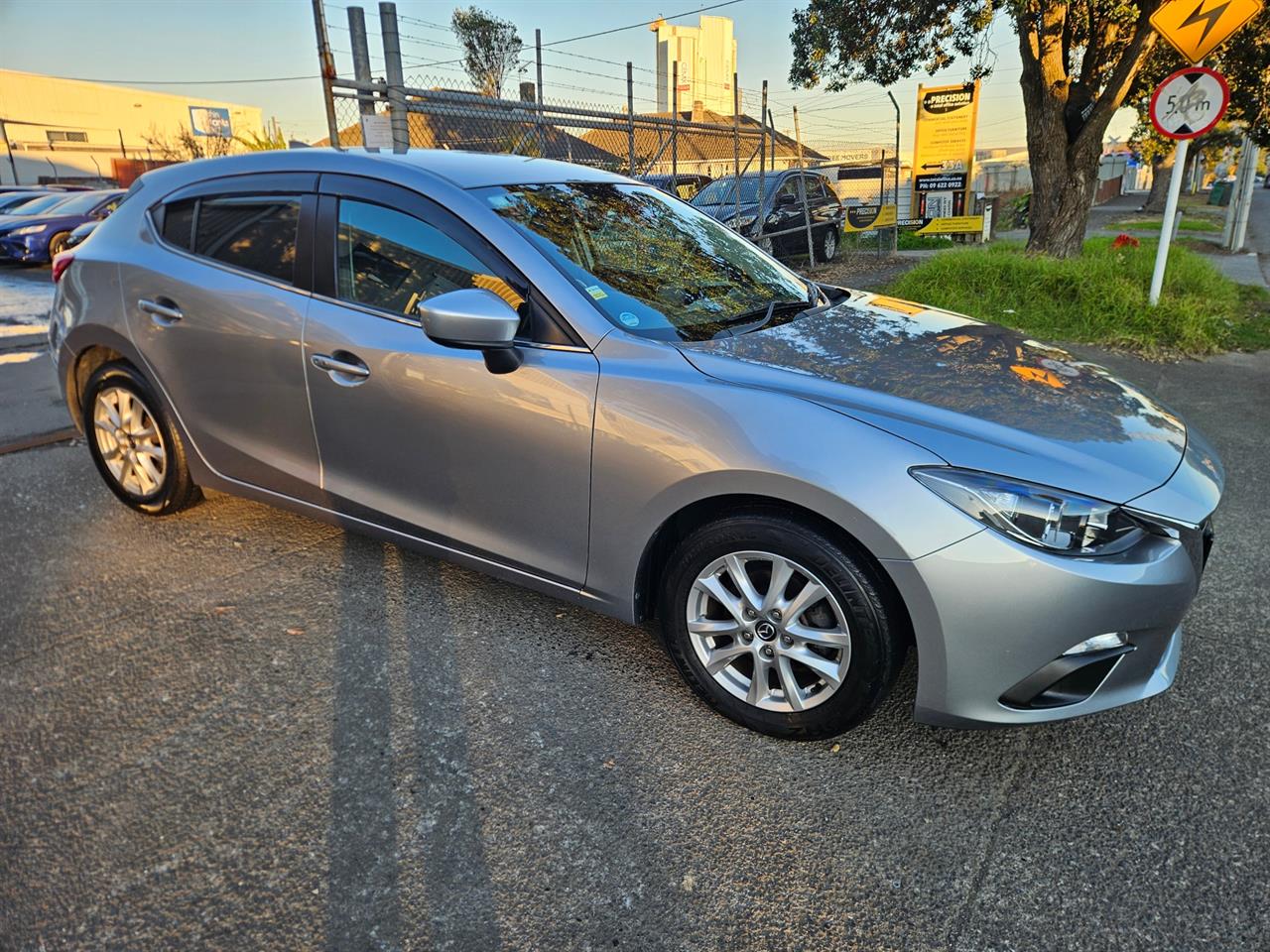 2015 Mazda Axela