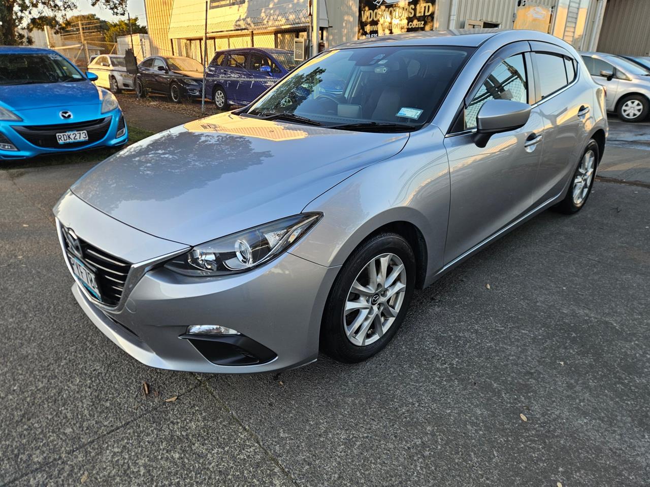 2015 Mazda Axela