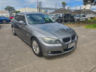 2009 BMW 325i - Thumbnail