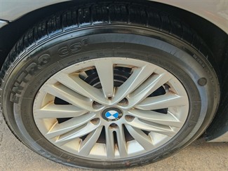 2009 BMW 325i - Thumbnail