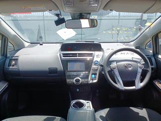 2021 Toyota Prius - Thumbnail