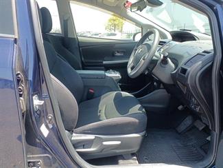 2021 Toyota Prius - Thumbnail